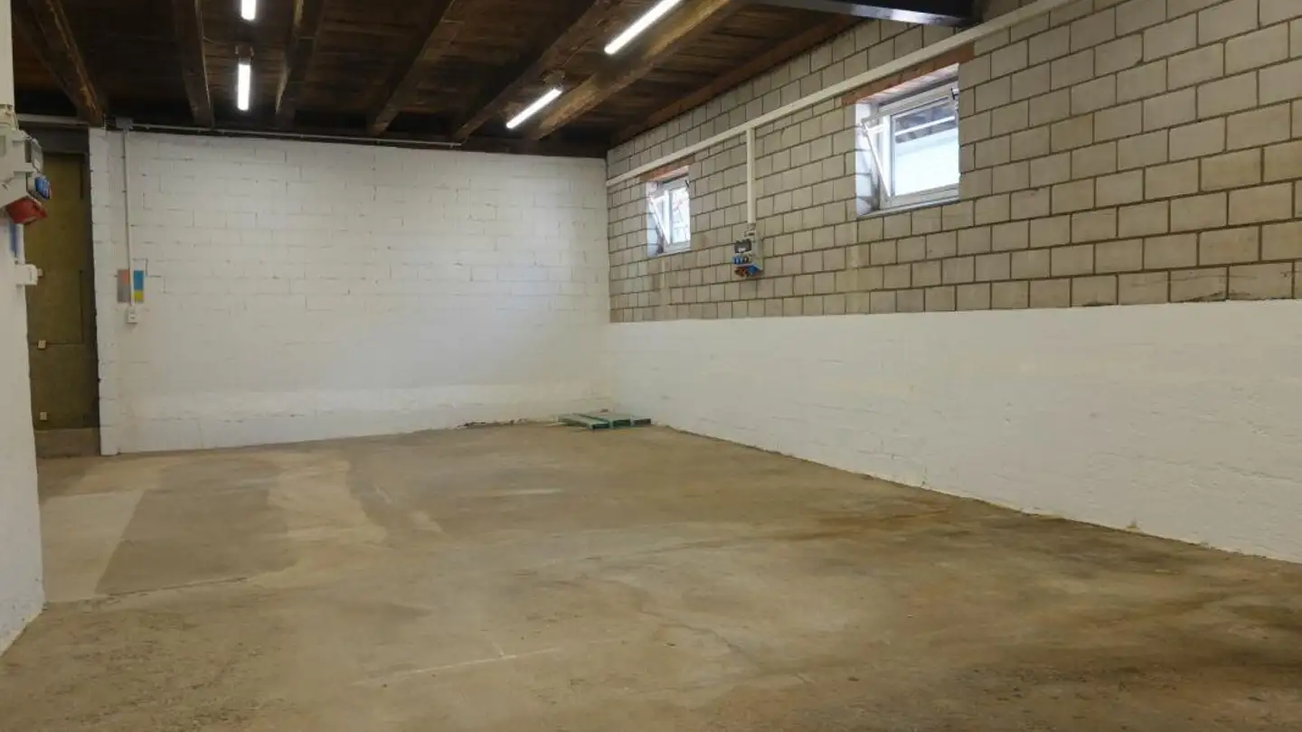 Commercial for rent - Neunfornerstrasse 18, 8479 Altikon - Photo 3