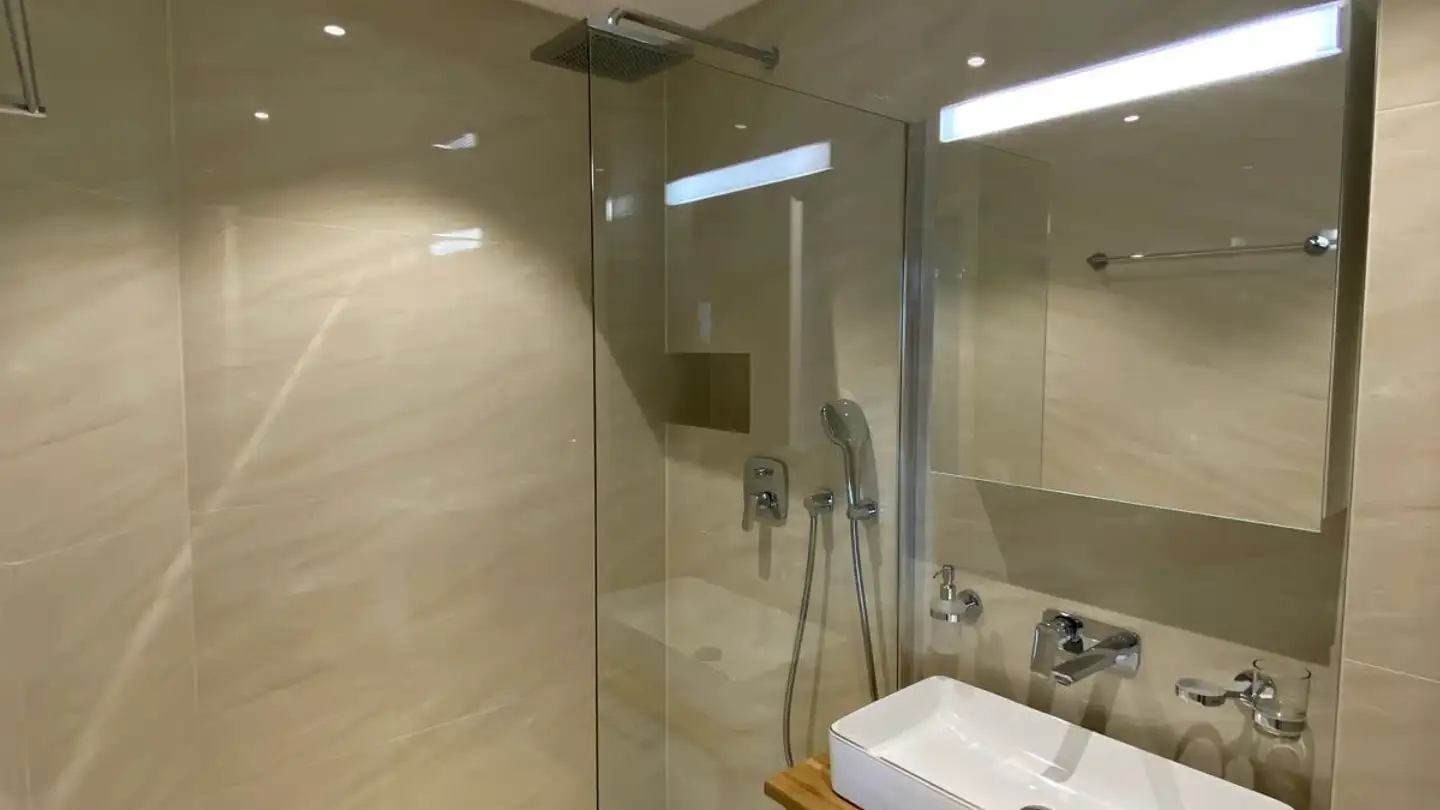 Appartement à louer - 1820 Territet - Photo 2