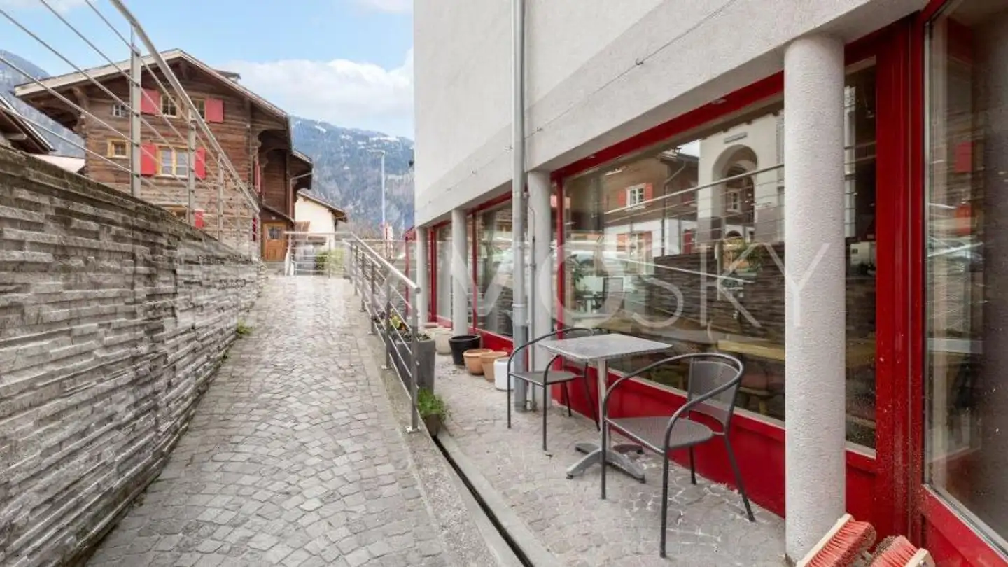 Commercial for sale - 7214 Grüsch