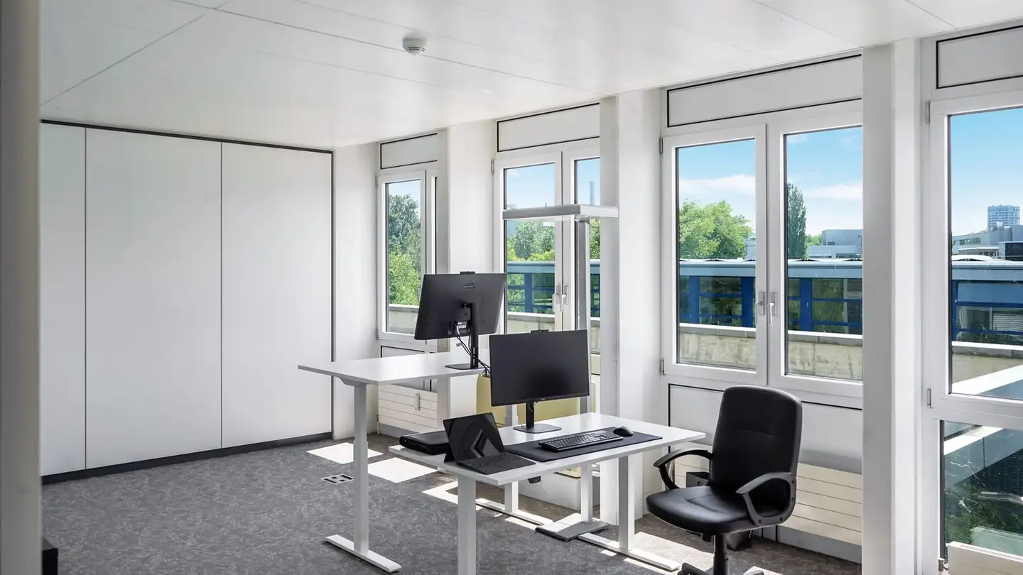 Spazio ufficio in affitto - Lerzenstrasse 10, 8953 Dietikon
