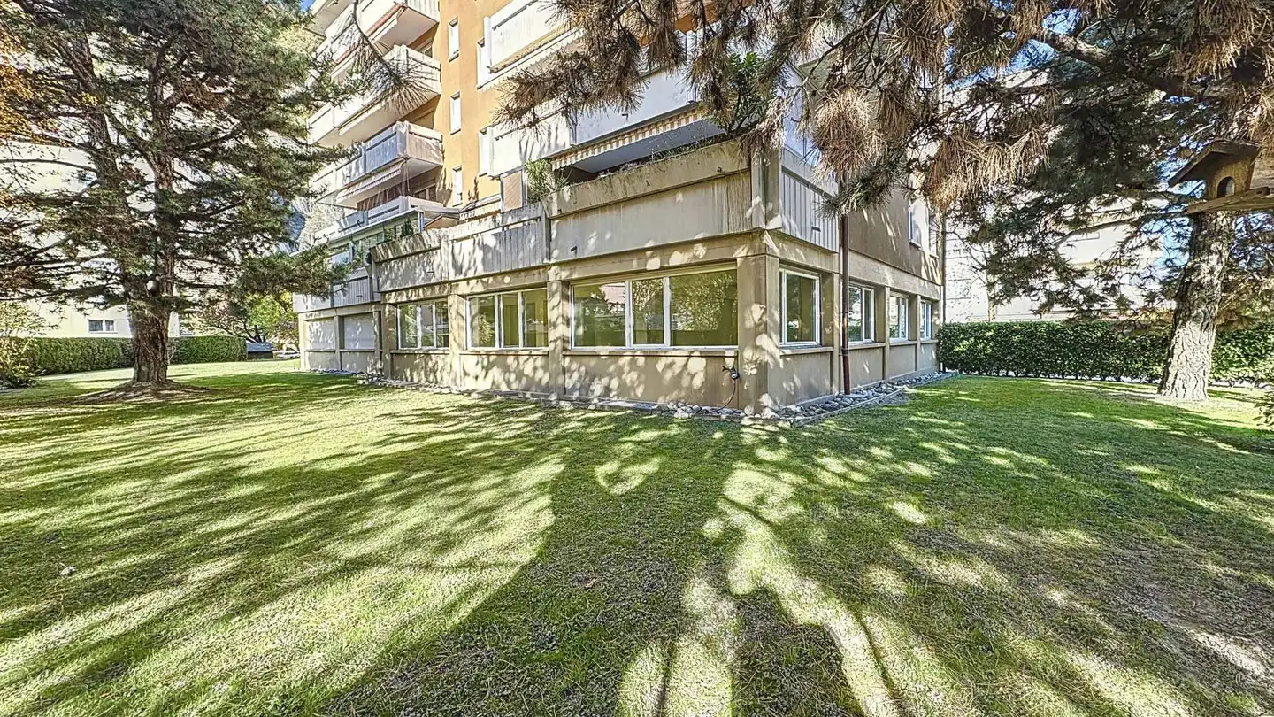 Office space for sale - 1920 Martigny