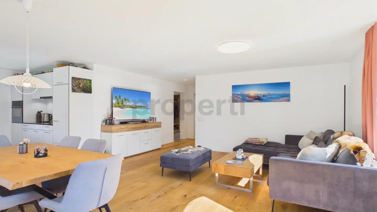 Apartment for sale - 7172 Rabius - Photo 2