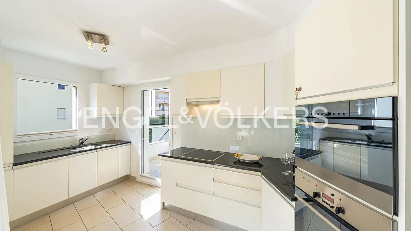 Furnished apartment for sale - 6612 Ascona