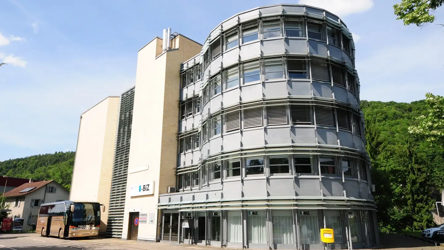 Place de parking souterraine à louer - Rosenstrasse 25, 4410 Liestal