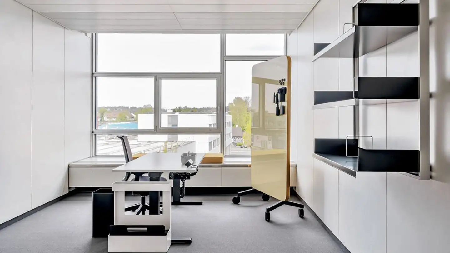 Bürofläche mieten - Industriestrasse 24, 8305 Dietlikon