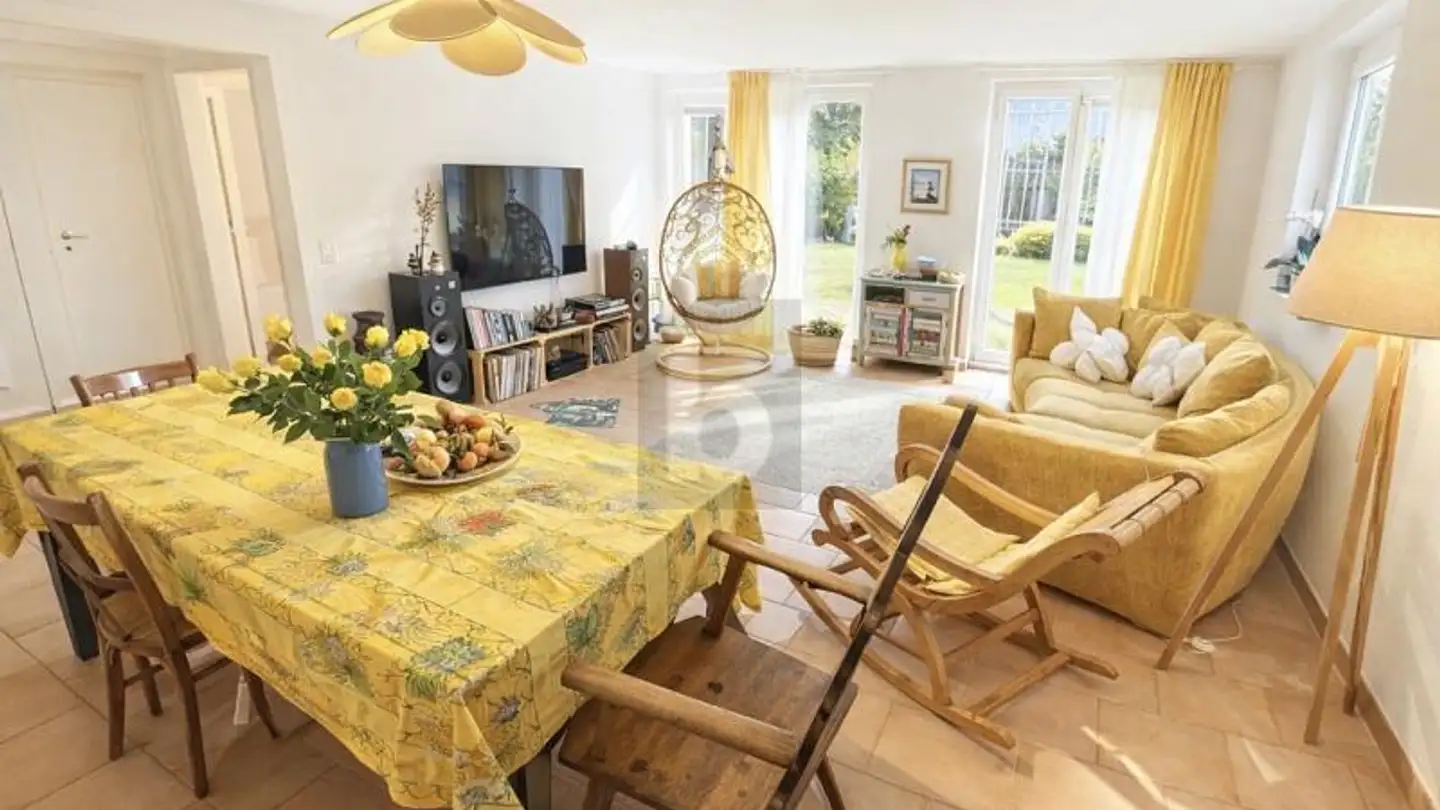 Semi-detached house for rent - 1295 Mies - Photo 2