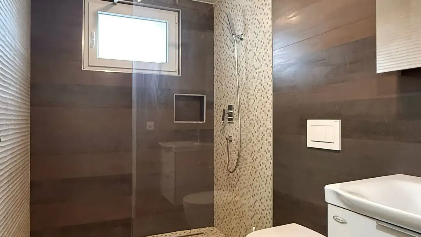 Apartment for rent - Simmentalstrasse 10, 3700 Spiez - Photo 2