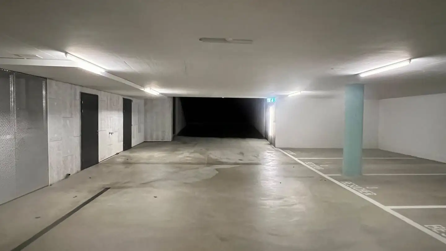 Place de parking souterraine à vendre - 8142 Uitikon Waldegg - Photo 3