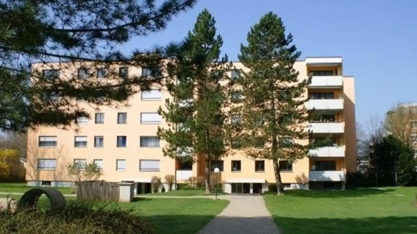 Wohnung mieten - Oberlandstrasse 75, 8610 Uster - Foto 2