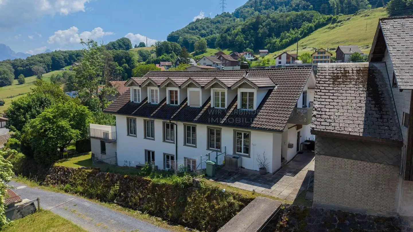 Single house for sale - 8757 Filzbach