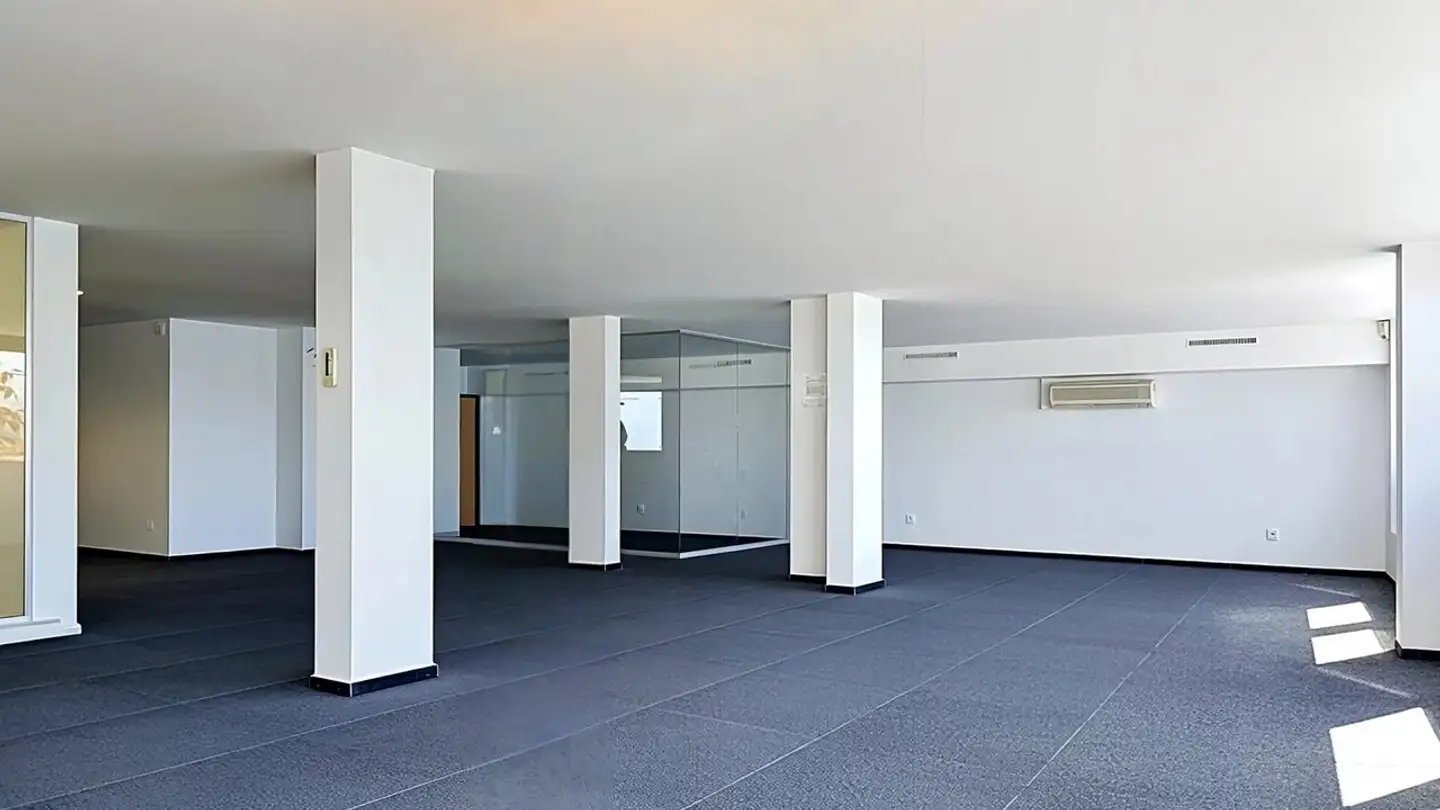 Office space for sale - 1820 Montreux - Photo 3