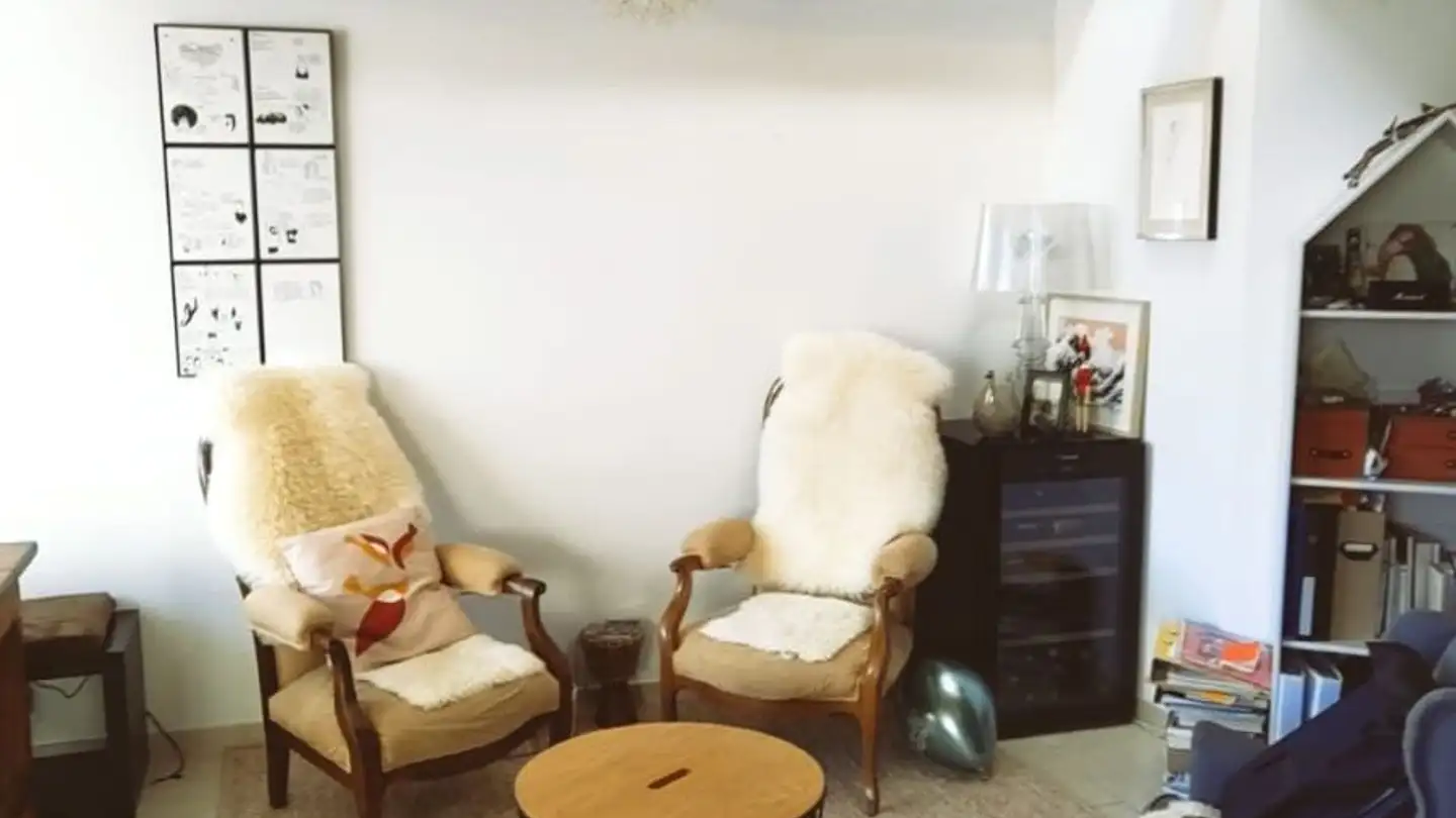 Dachgeschosswohnung mieten - Avenue Du Premier-Mars, 2000 Neuchâtel - Foto 2