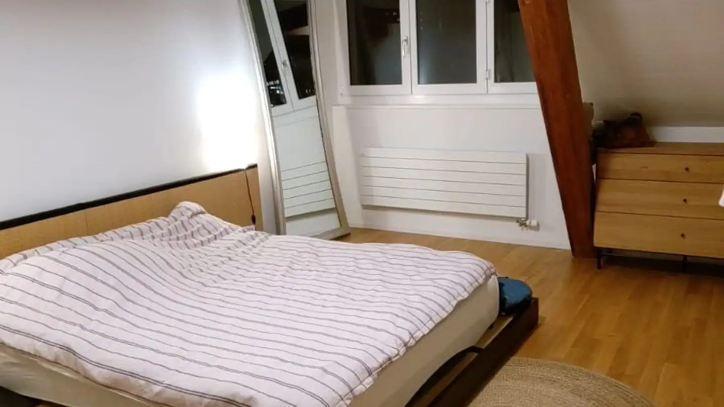 Dachgeschosswohnung mieten - Avenue Du Premier-Mars, 2000 Neuchâtel - Foto 3