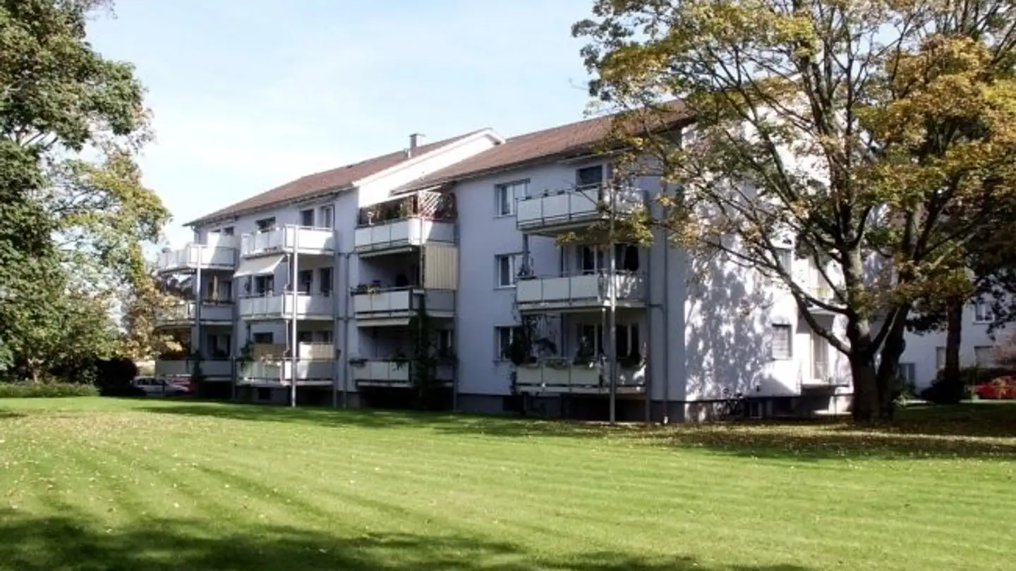 Appartement à louer - Aeussere Lange Heid 1, 4142 Münchenstein