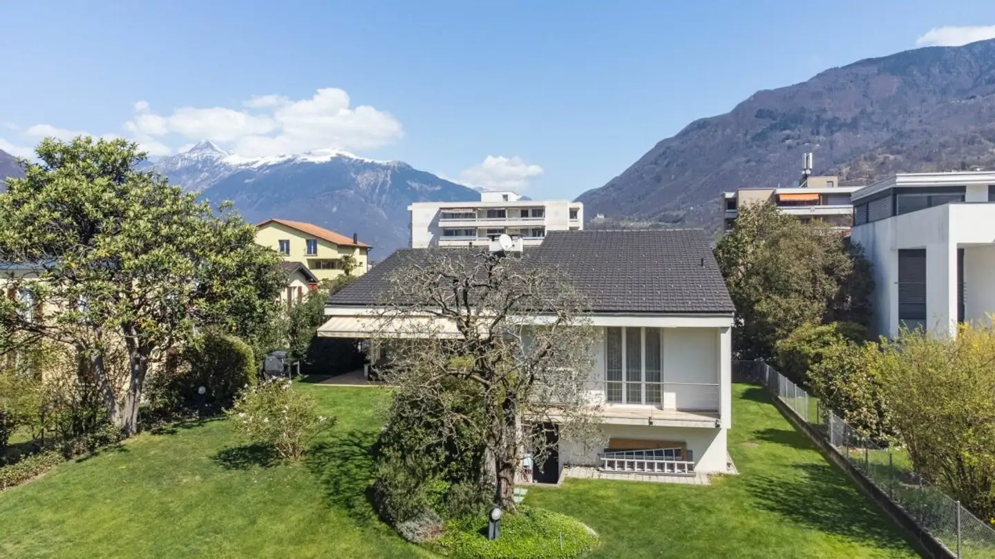 Single house for sale - 6512 Giubiasco