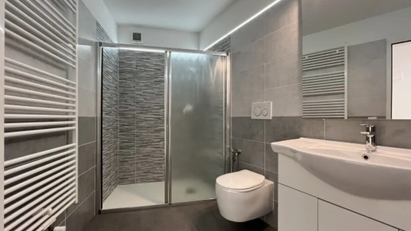 Appartement à louer - 6918 Figino - Photo 2