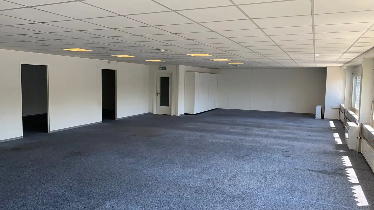 Bureau à louer - Industriering 41, 3250 Lyss - Photo 3