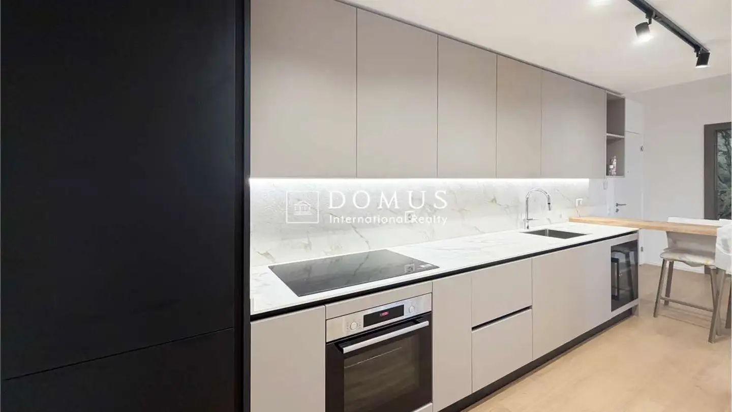 Wohnung kaufen - Piazza Della Riscossa, 6900 Lugano - Foto 2