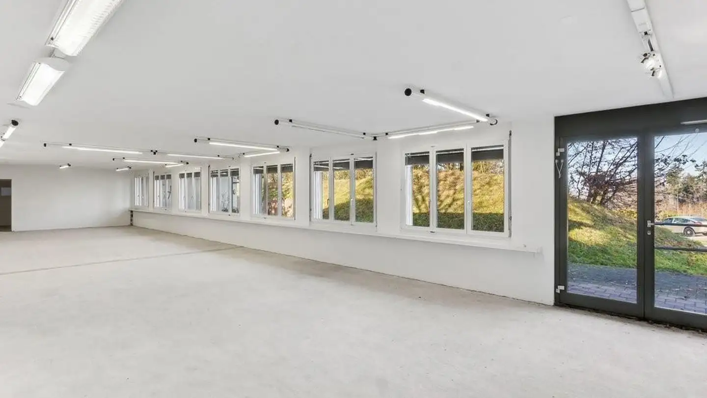 Office space for rent - Im Gassacher 8, 8122 Binz - Photo 4