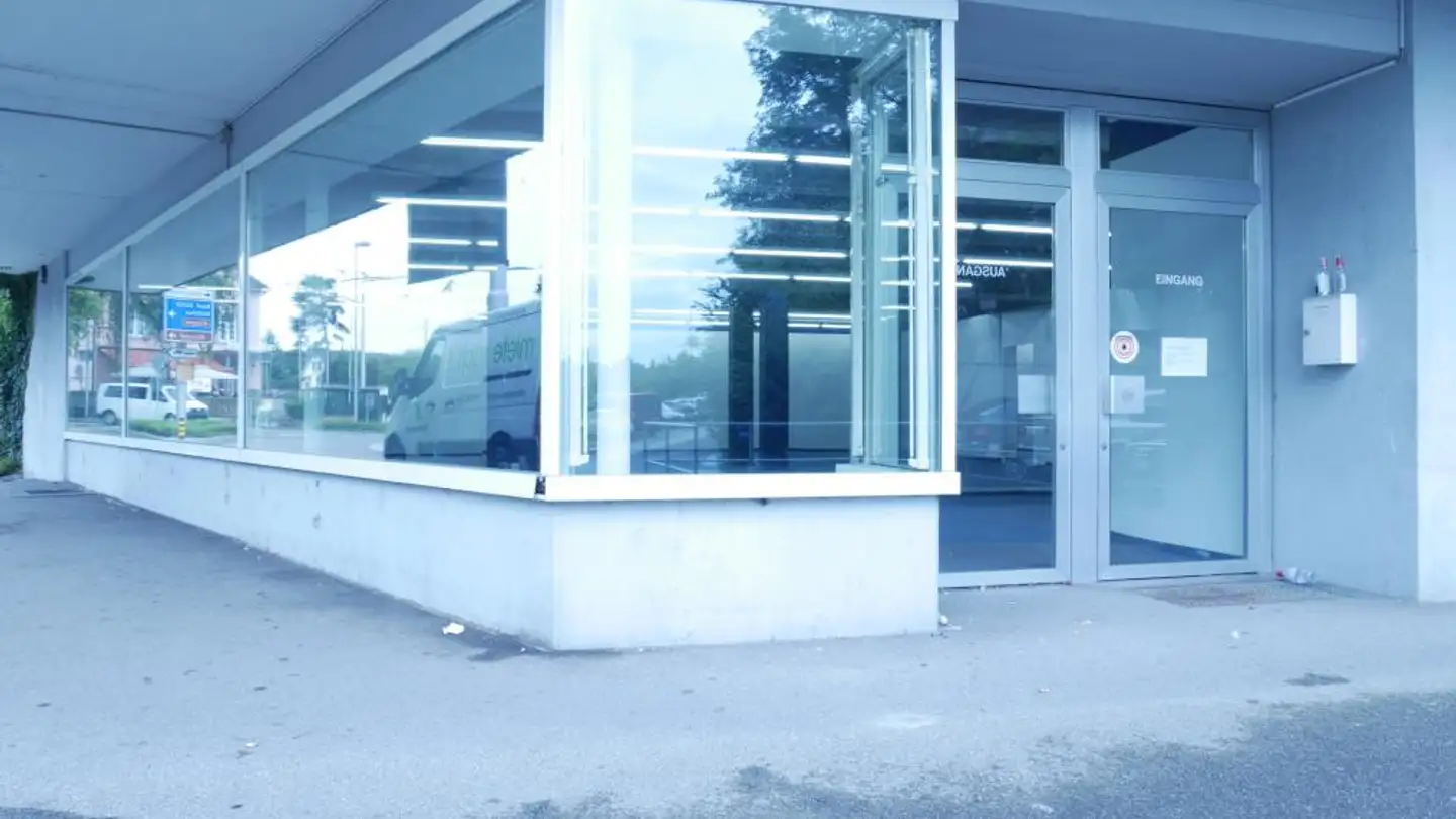 Negozio in affitto - Charlottenweg 1, 8212 Neuhausen am Rheinfall - Photo 3