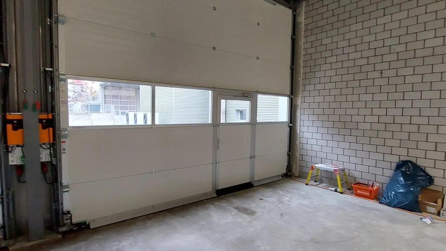 Commerciale in affitto - Diebis 35, 8143 Stallikon - Photo 4