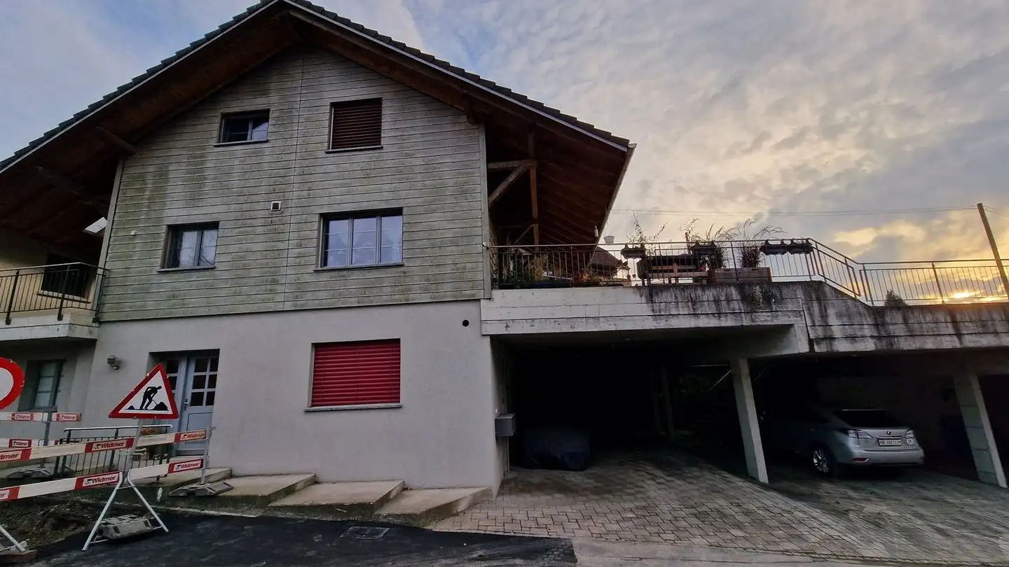 Single house for rent - Grissachstrasse 46, 1797 Münchenwiler
