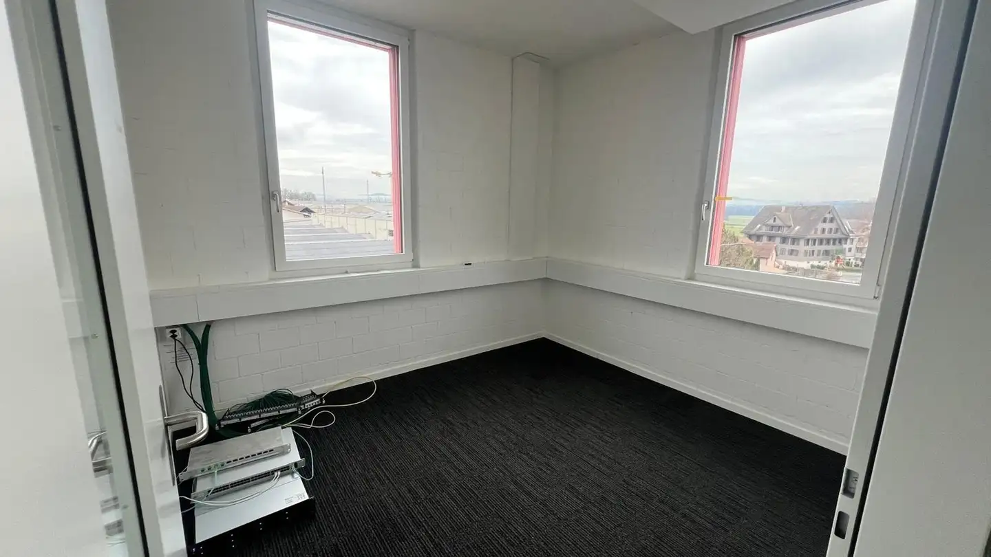 Office space for rent - Schürmattstrasse 4, 5643 Sins - Photo 3