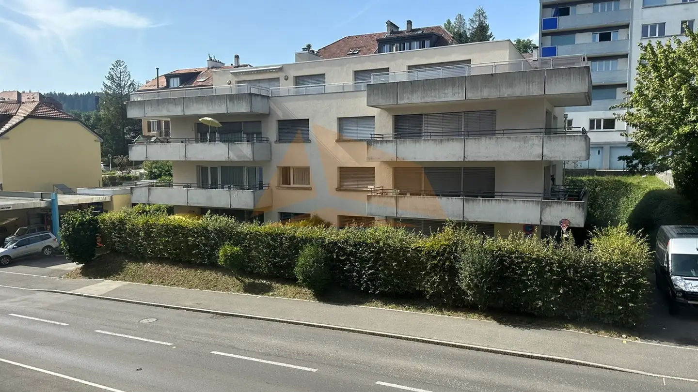 Appartement à vendre - Rue De Biaufond 11, 2300 La Chaux-de-Fonds - Photo 2