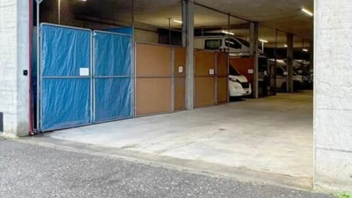 Underground parking space for rent - Hardstrasse 6, 5600 Lenzburg - Photo 3
