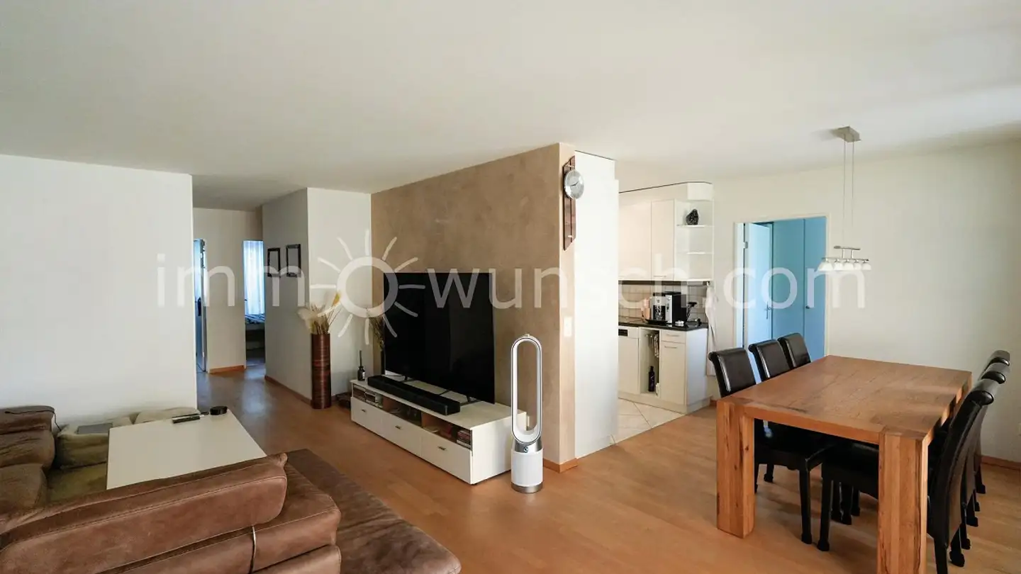 Apartment for sale - Hochwachtstrasse 31, 6312 Steinhausen - Photo 2