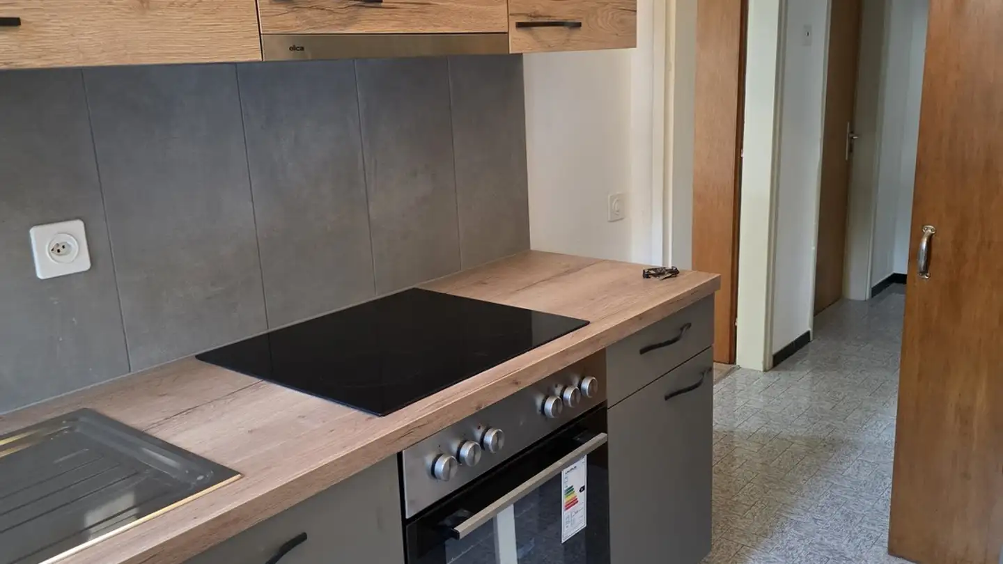 Appartement à louer - Viale A. Sartori 10, 6512 Giubiasco