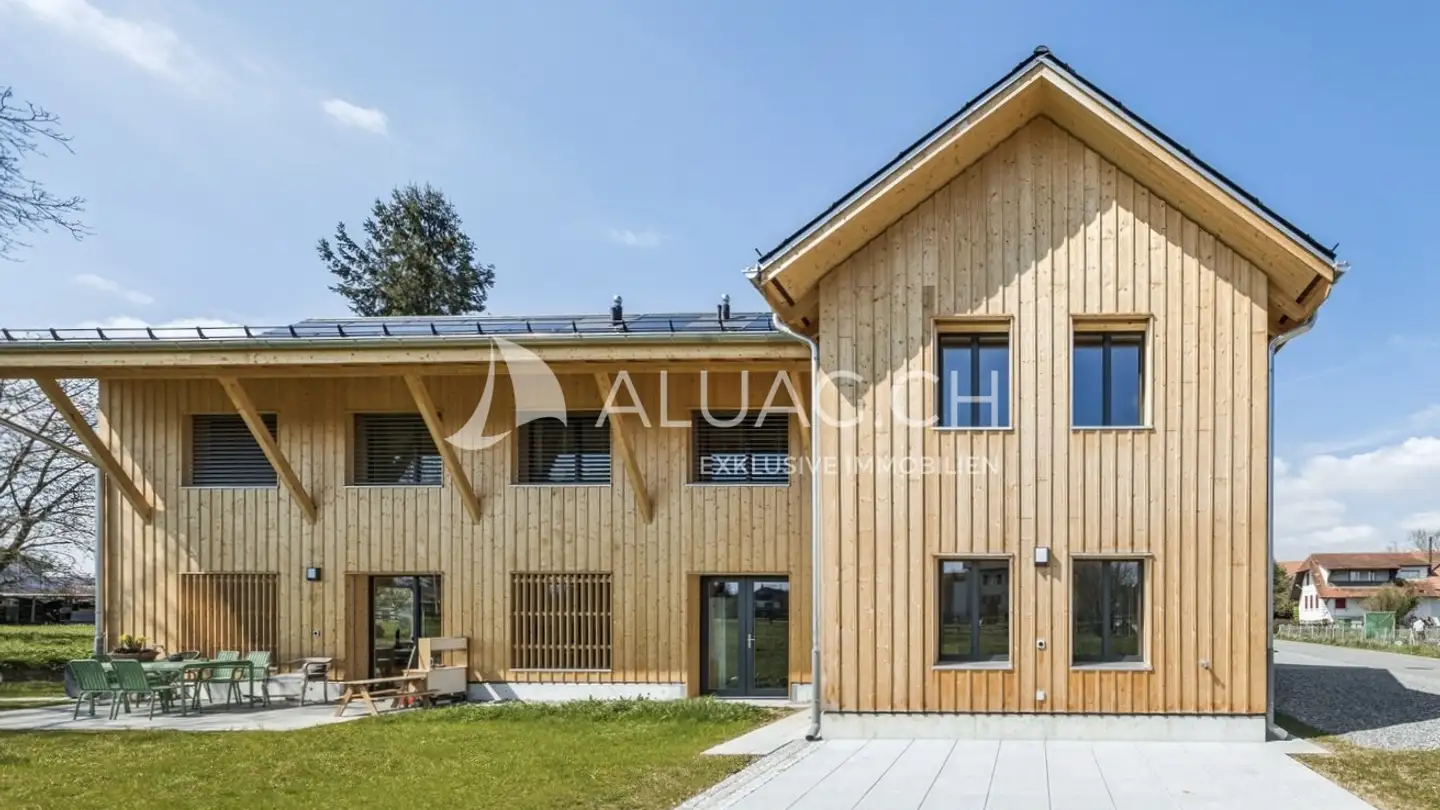 Apartment for sale - 3252 Worben