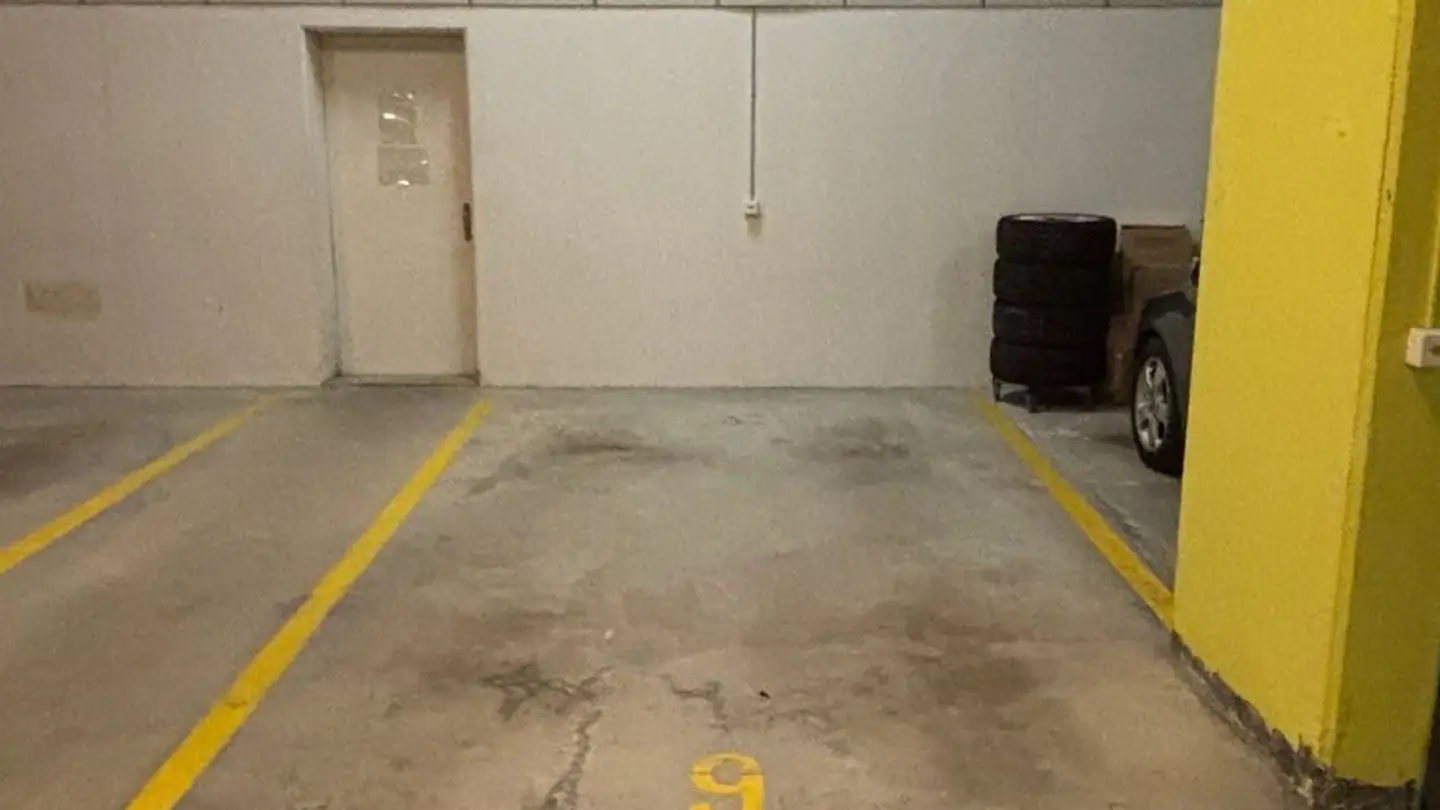 Underground parking space for rent - Im Steindler 20, 8905 Arni AG