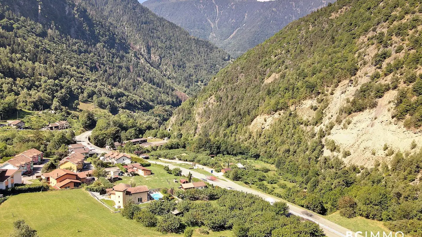 Constructible plot for sale - 1932 Les Valettes (Bovernier) - Photo 4