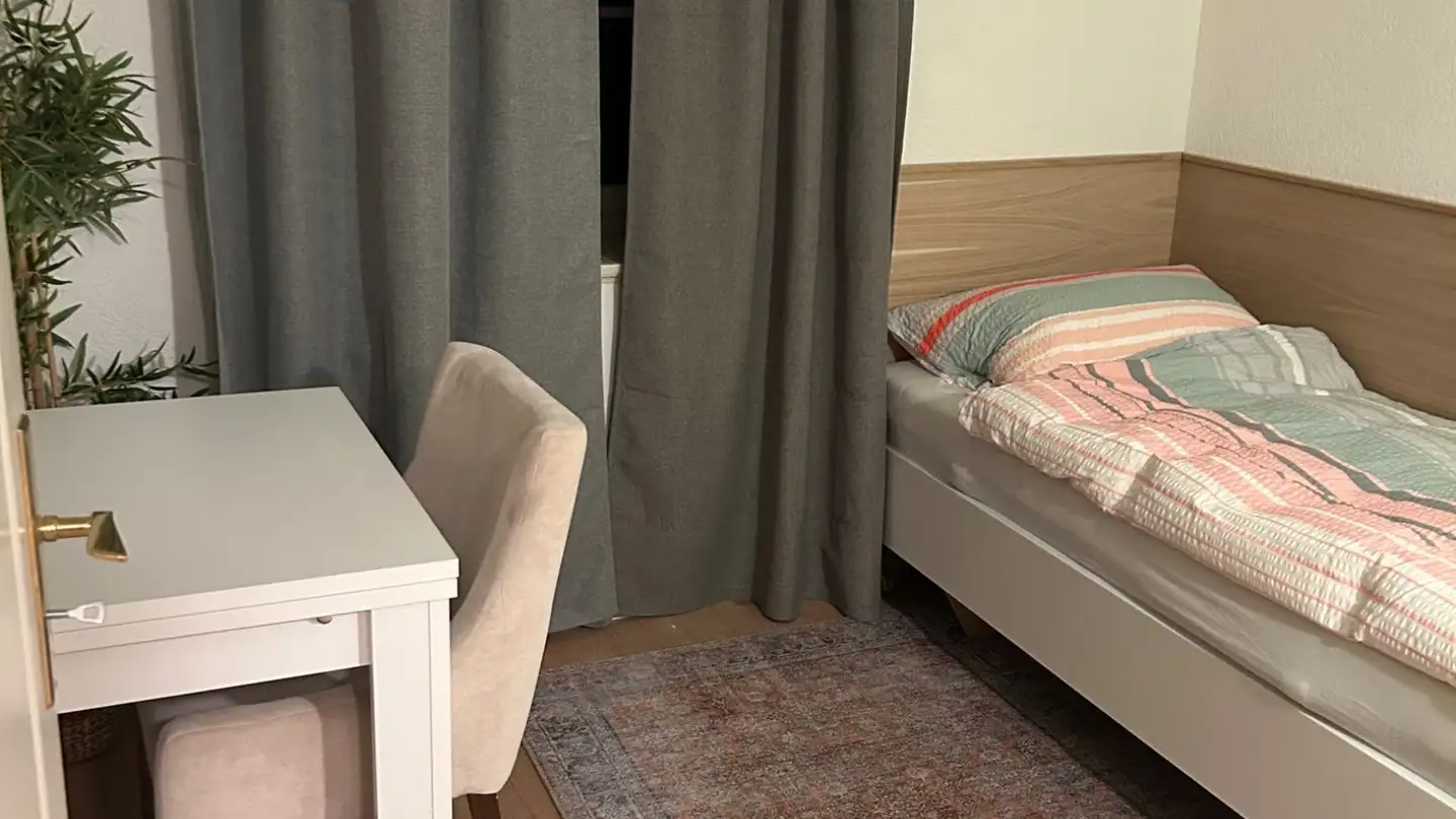 Chambre à louer - 1400 Cheseaux-Noréaz - Photo 3