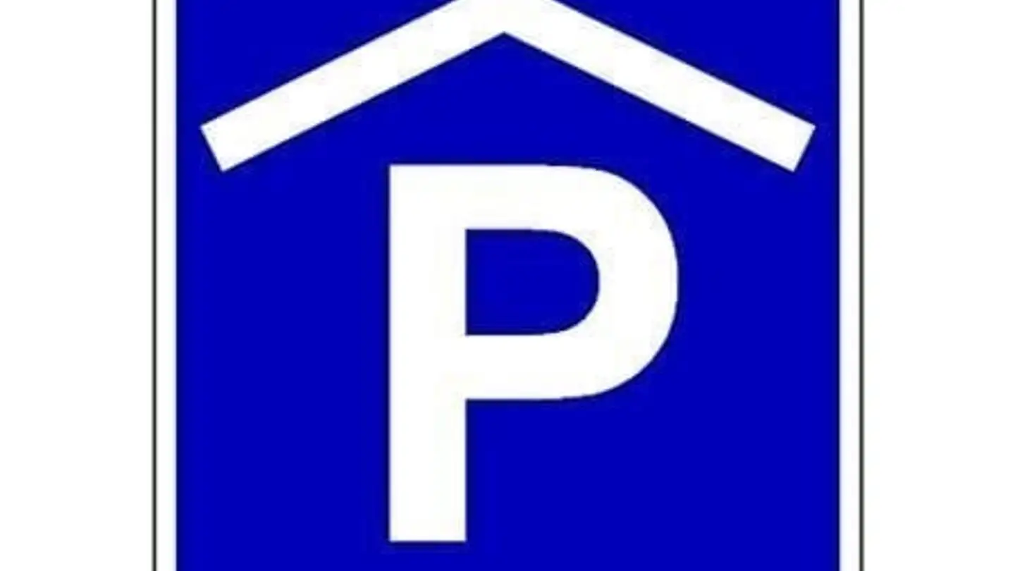 Place de parking souterraine à louer - Industriestrasse 9a, 4617 Gunzgen