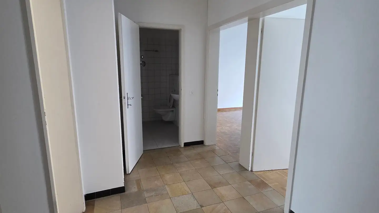 Apartment for rent - Vogesenstrasse 83, 4056 Basel - Photo 2