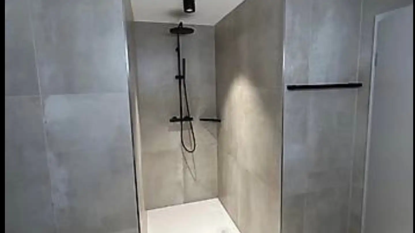 Appartement à louer - Avenue De La Liberté, 2740 Moutier - Photo 2