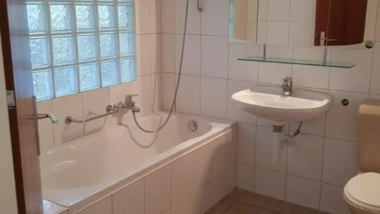 Apartment for rent - Föhrenweg 1, 2560 Nidau - Photo 4