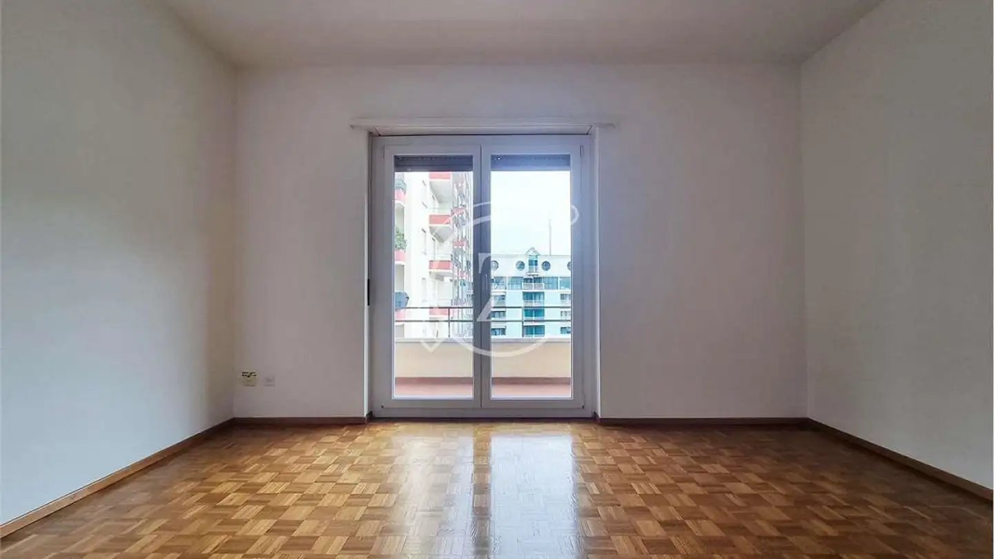 Wohnung mieten - Via Ai Crotti 1, 6830 Chiasso