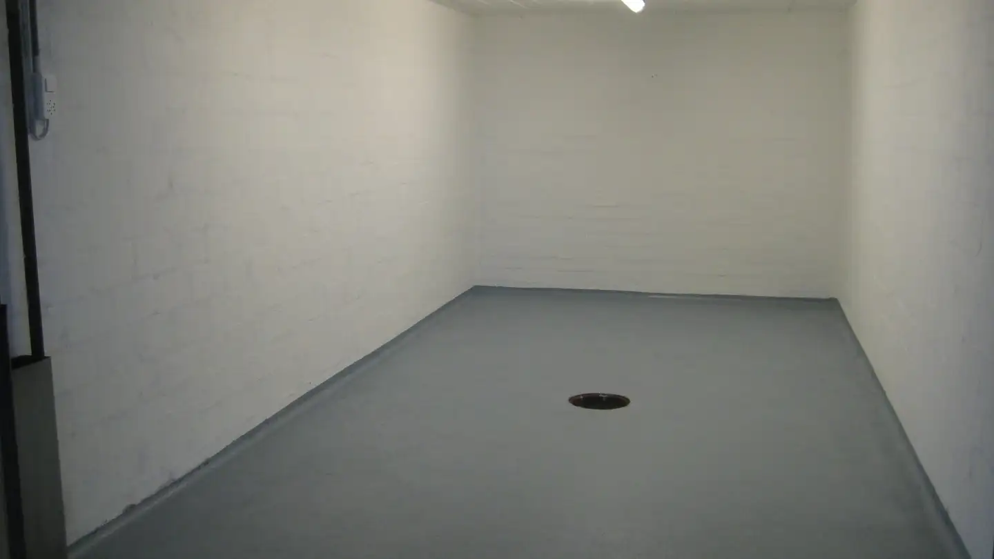 Garage individuel à louer - Oberdorf 47, 6403 Küssnacht am Rigi