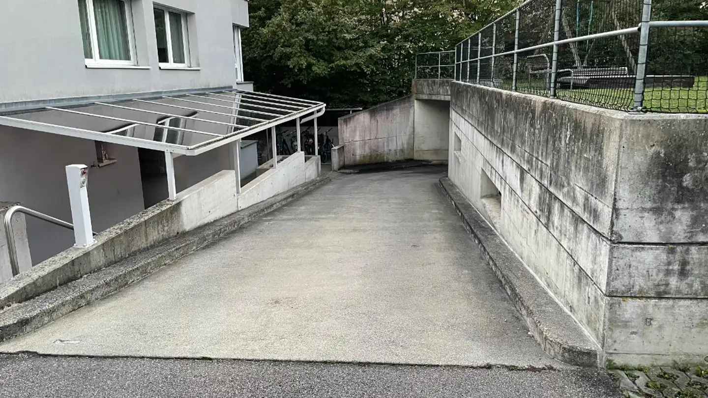 Parcheggio sotterraneo in affitto - Stöckliweg, 3604 Thun - Photo 2