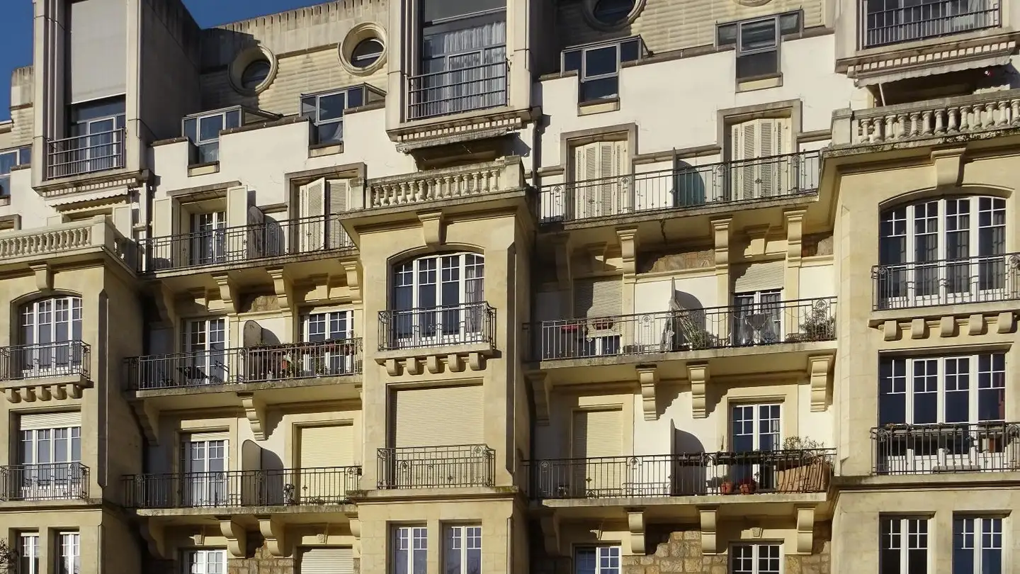 Parcheggio esterno in affitto - Route De Malagnou 54, 1208 Genève