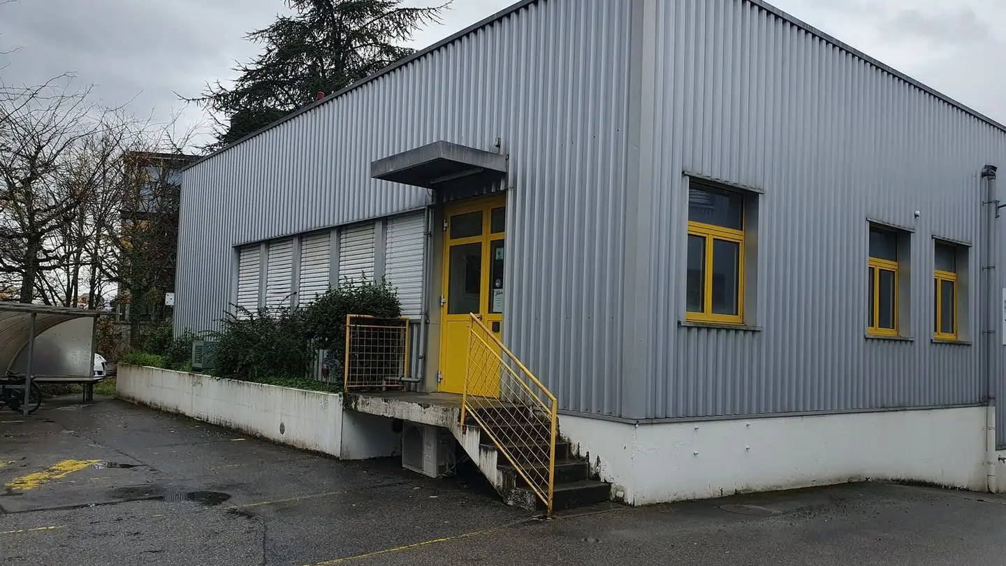 Workshop for rent - Rue De Veyrot 11, 1217 Meyrin
