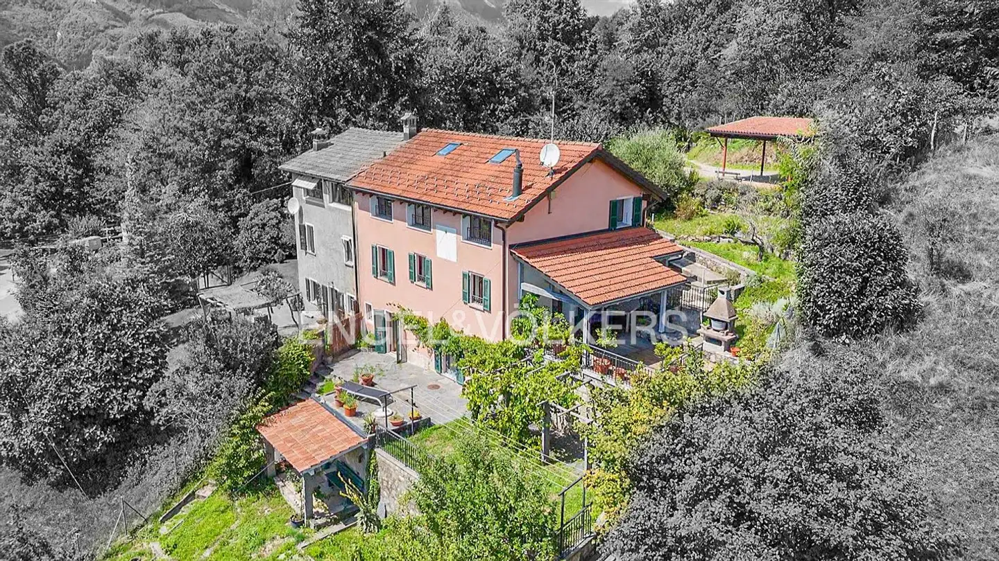 Casa bifamiliare in vendita - 6949 Comano - Photo 2