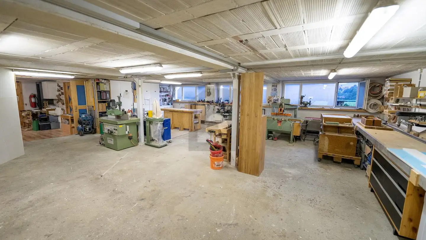 Office space for rent - 3665 Wattenwil - Photo 2