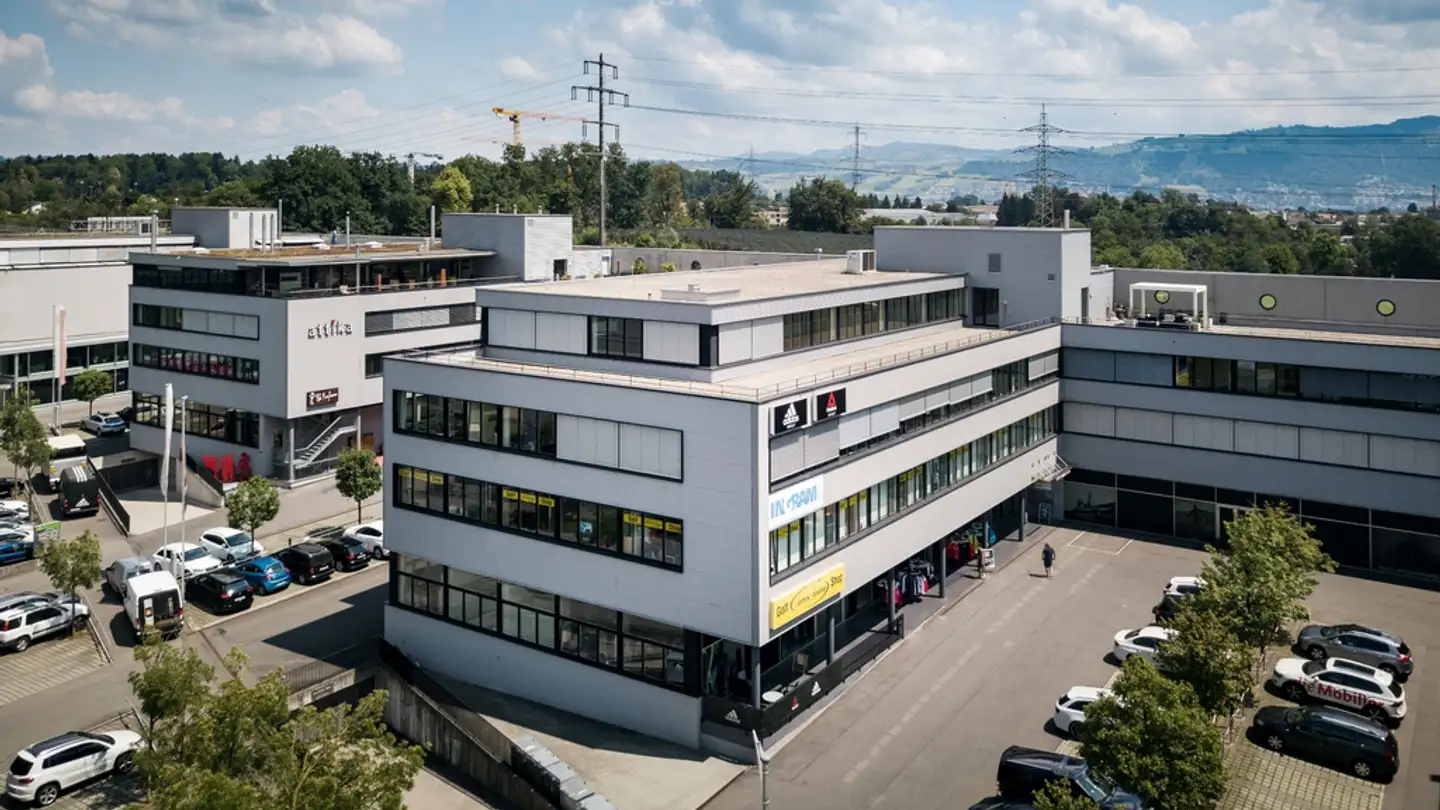 Place de parking extérieure à louer - Brunnmatt 14, 6330 Cham