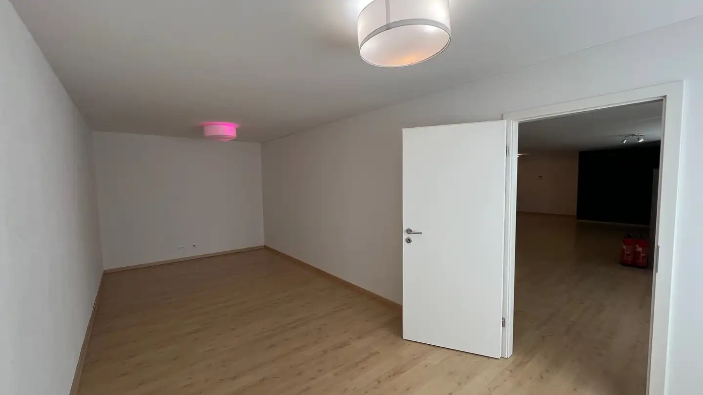 Commercial à louer - Fällandenstrasse 6, 8124 Maur - Photo 3