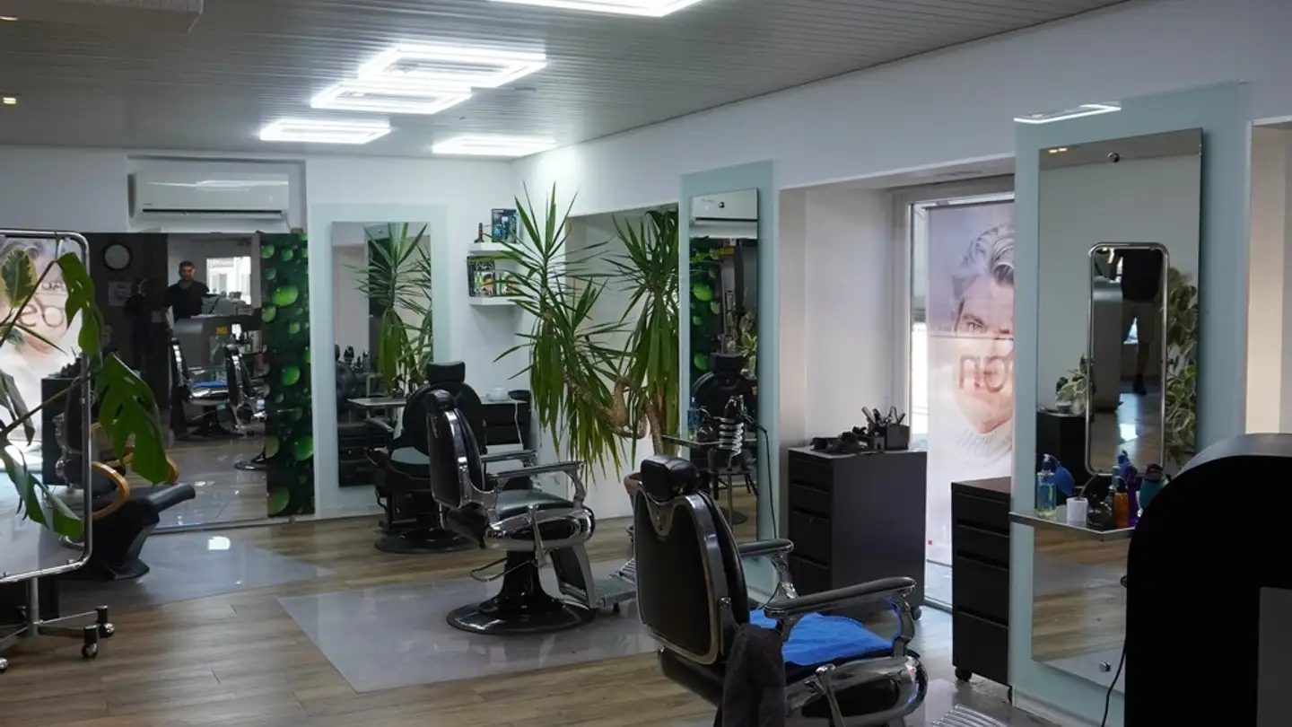 Gewerbe mieten - Hauptstrasse 9, 8632 Tann