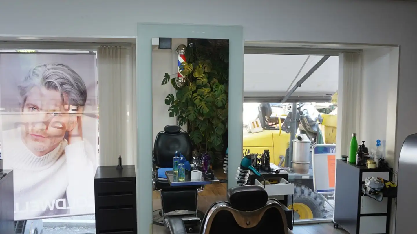 Gewerbe mieten - Hauptstrasse 9, 8632 Tann - Foto 3